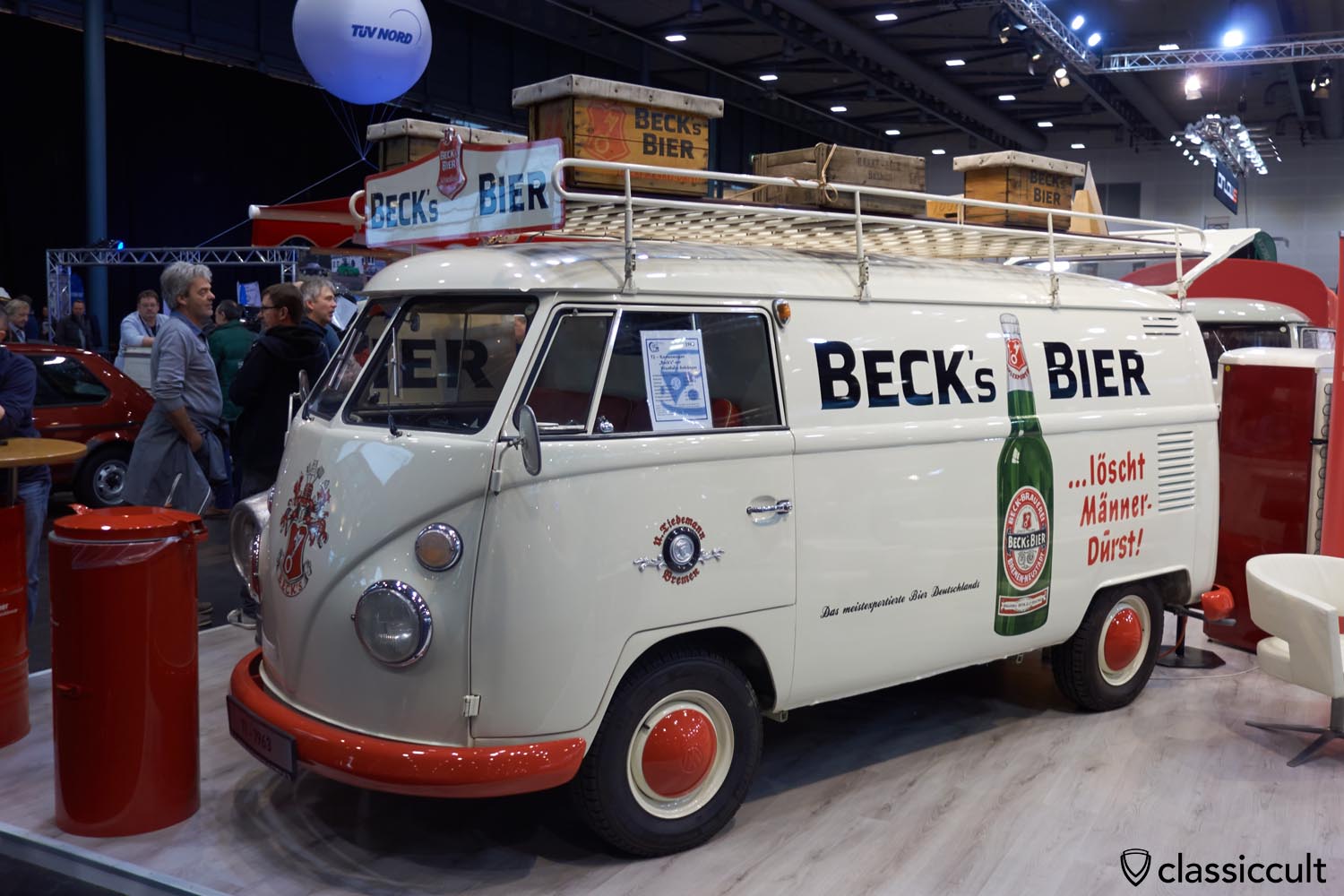 Becks Bier T1 Split Bus