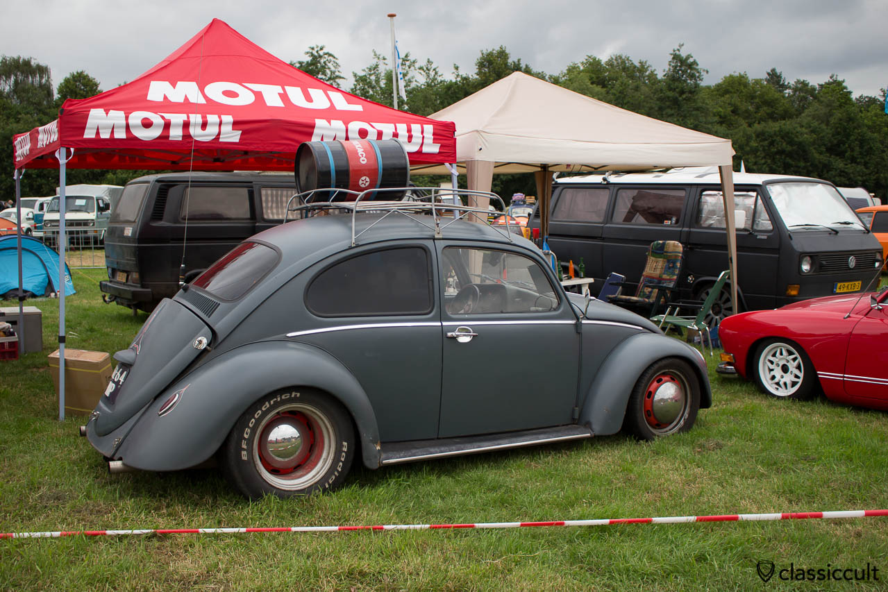 slammed bug with pin striping