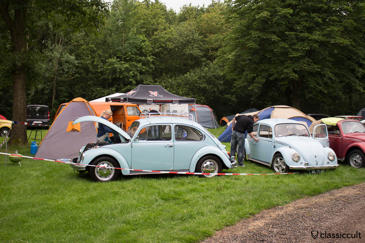 VW Beetle cleaning at IKW Wanroij, 9:27 a.m., 14th June 2014
