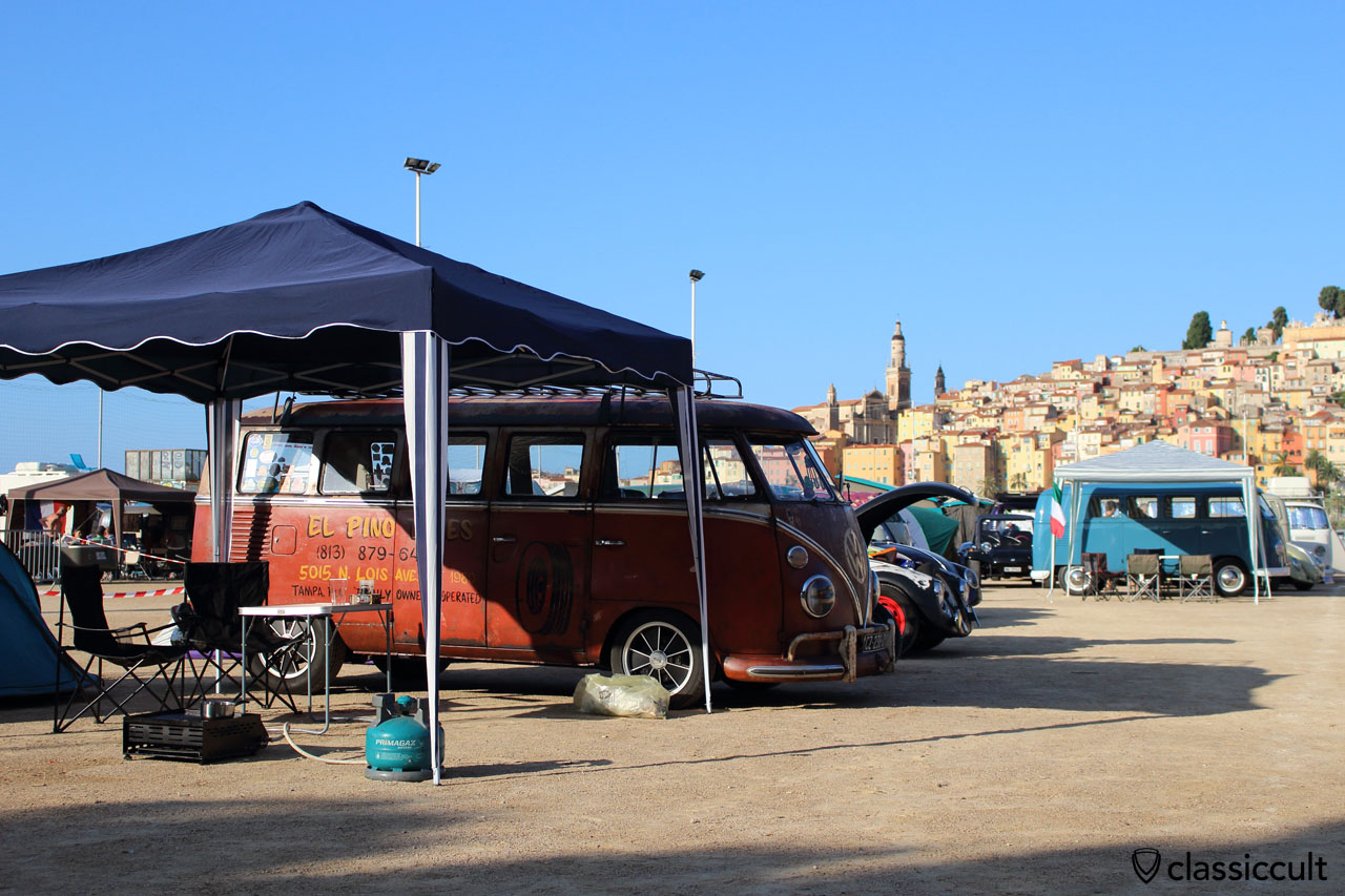 T1 Bus with El Pino Tyres advertisement