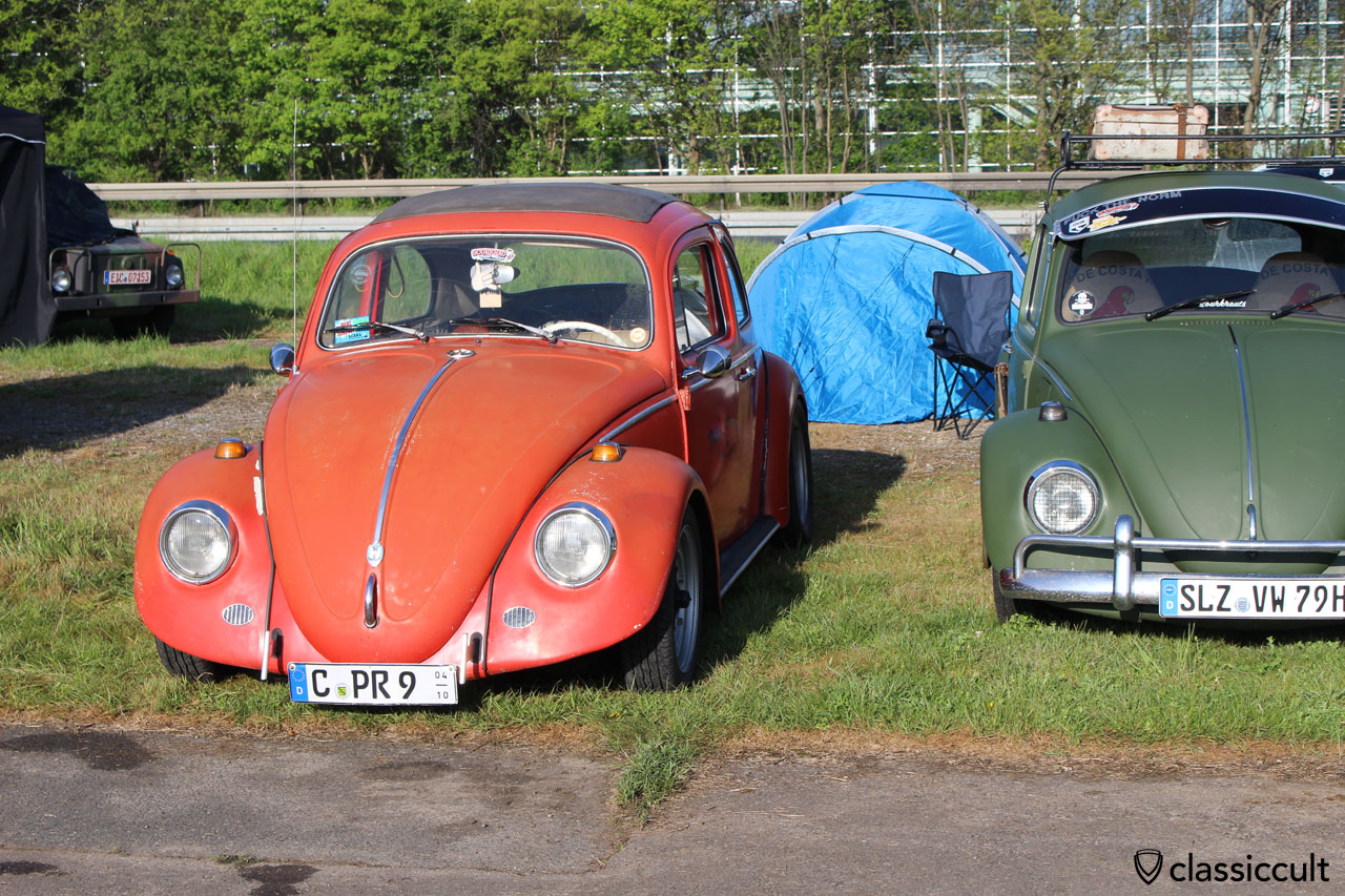 Faltdachkäfer, tiefergelegt und mit Talbot Berlin Spiegel