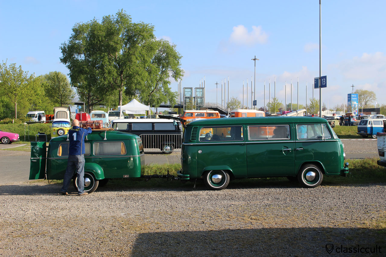 VW T2b mit Hänger