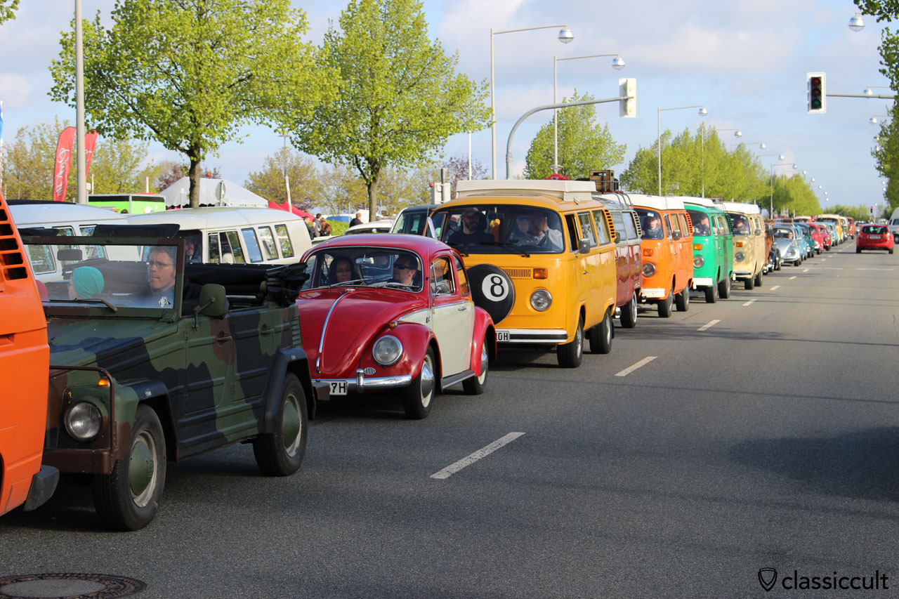 Maikäfertreffen 2015, Stau auf zwei Spuren, nichts geht mehr um 8:46