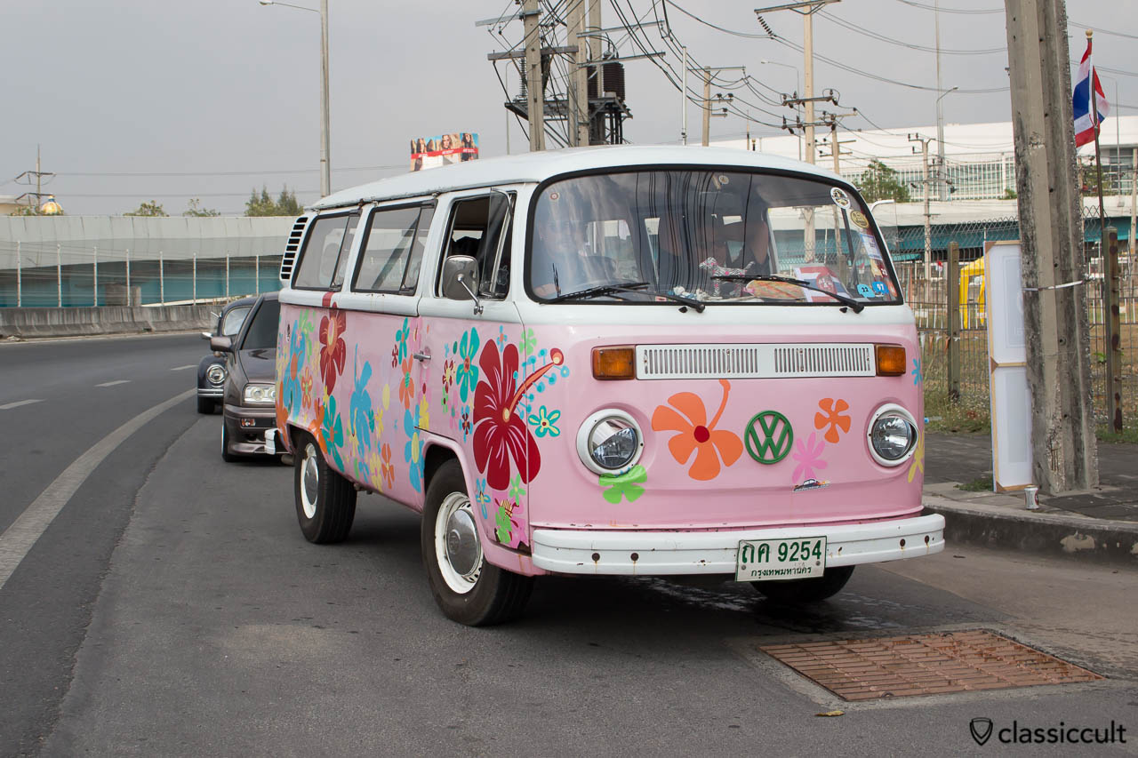 flower power bus