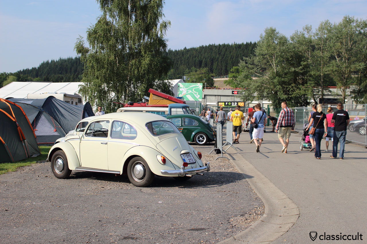 9:30 in the morning, VW enthusiasts going to the Spa race track, Bug Show 2014