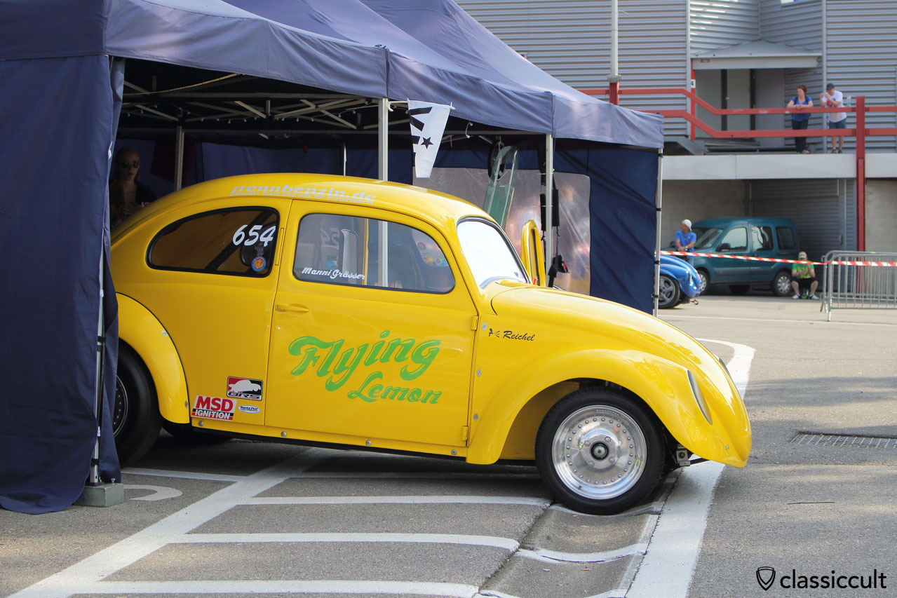 Flying Lemon drag race VW beetle