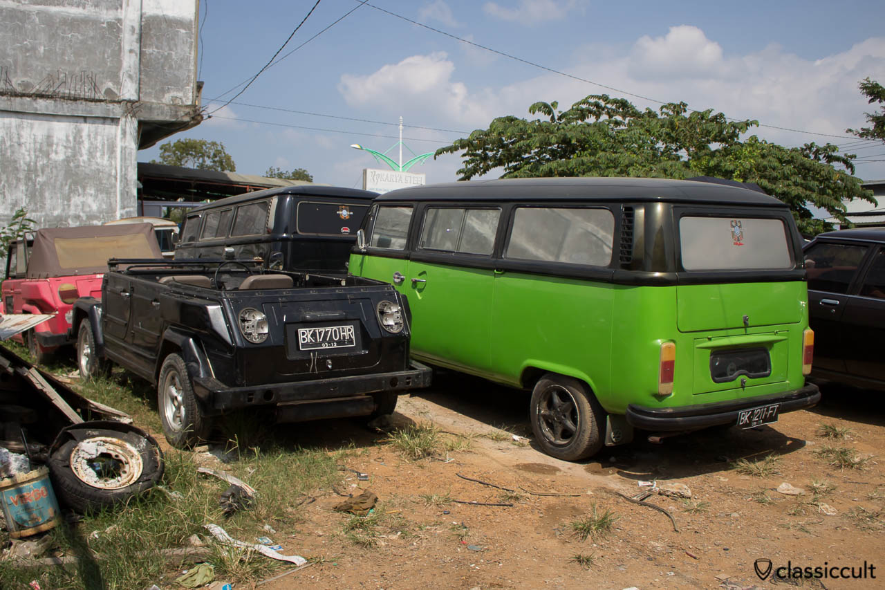 VW T2 Bay Bus at RMG Rendezvous Mobil Group Banda Aceh Indonesia
