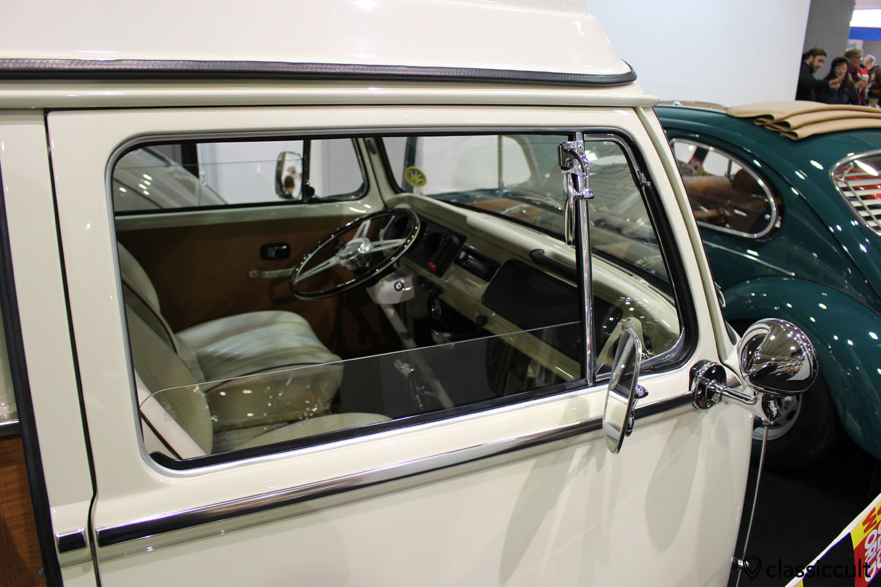 American police search light at 1969 T2 Early Bay Westfalia, lotus white L282, Jason Cresswell