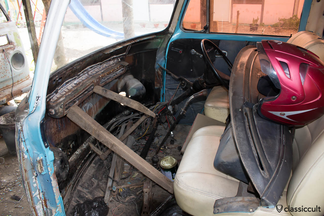 VW Bus and Bug Restoration Aceh Indonesia - dash