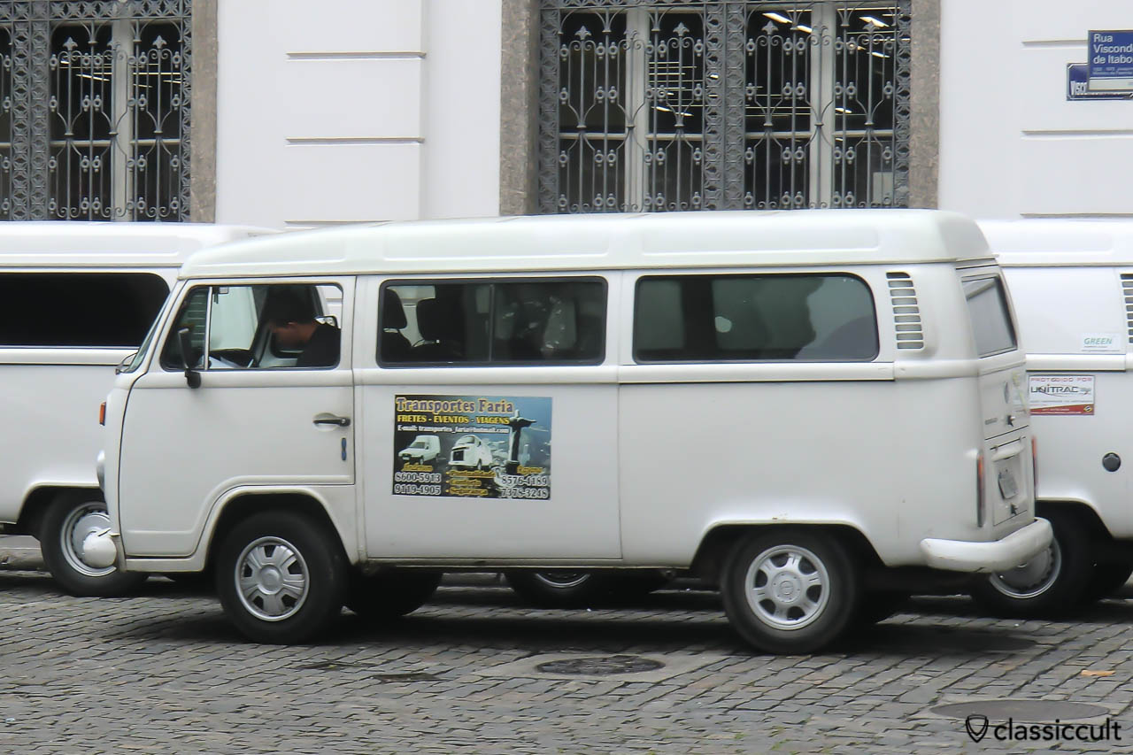 VW Kombi Bay Bus T2c, Centro, Rio de Janeiro, Brazil, May 23, 2013