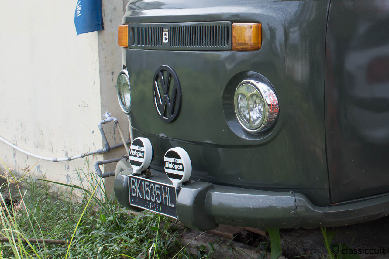 VW T2b Bus in Banda Aceh Indonesia, Made in Germany Bay Window, with Bosch Halogen Fog lights and self-made sound system.